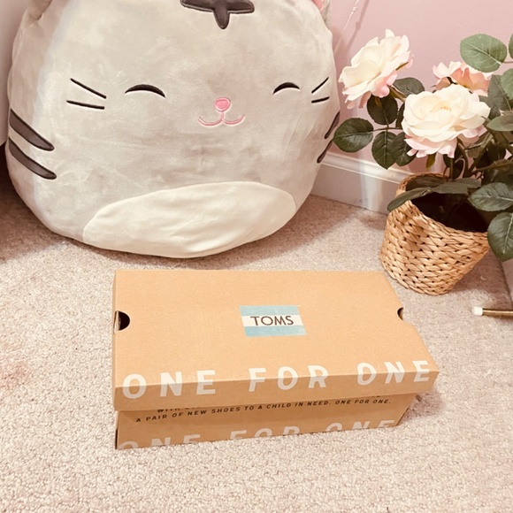 Toms Cream and black white polka dot beige size 8.5 womens new with tags NWT - Picture 5 of 6